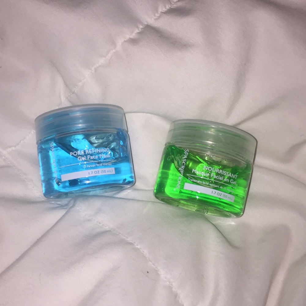 Moisturizing and pore refining gel mask